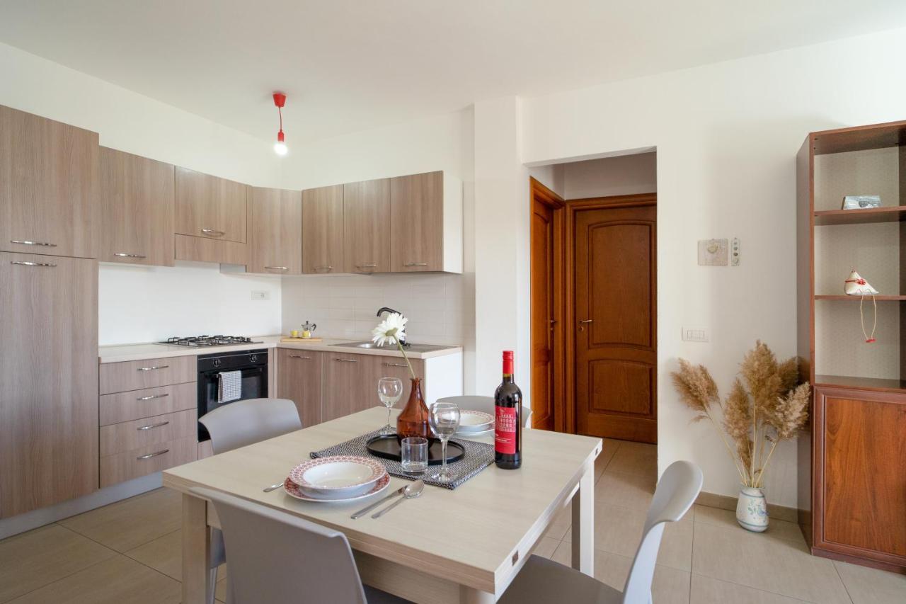 Апартаменты Porto Frailis 2 Тортоли Экстерьер фото