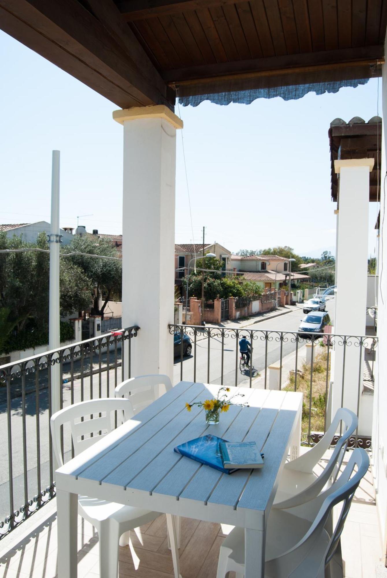 Апартаменты Porto Frailis 2 Тортоли Экстерьер фото